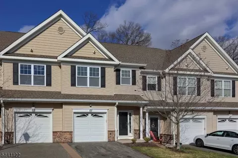 20 Parkside Dr, Haskell, NJ 07420 photo 1