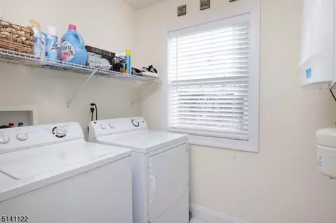 20 Parkside Dr, Haskell, NJ 07420 photo 22