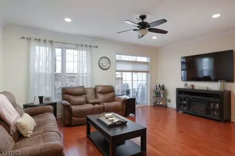 20 Parkside Dr, Haskell, NJ 07420 photo 12