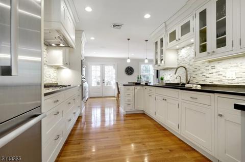 20 Blackburn Pl, Summit, NJ 07901 photo 6