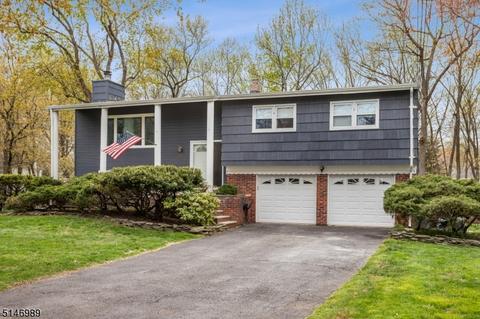 271 River Bend Rd, Berkeley Heights, NJ 07922 photo 1