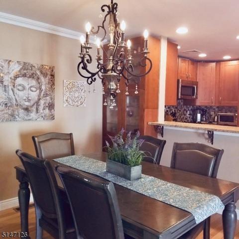 30 Parkside Ct, Wayne Twp, NJ 07470 photo 1