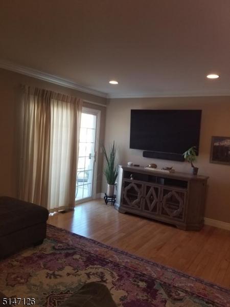 30 Parkside Ct, Wayne Twp, NJ 07470 photo 7