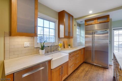58 Whittingham Ter, Millburn, NJ 07041 photo 18