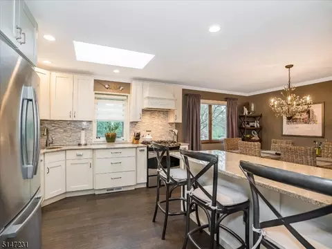 36 Normandy Dr, Wayne, NJ 07470 photo 5