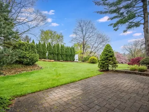 36 Normandy Dr, Wayne, NJ 07470 photo 23