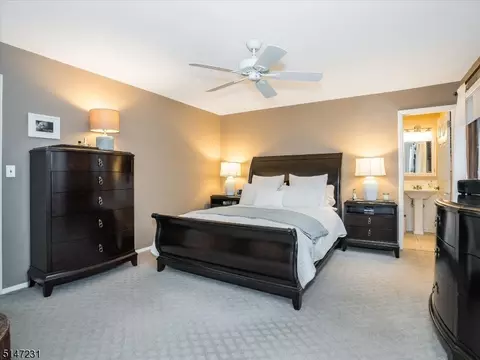 36 Normandy Dr, Wayne, NJ 07470 photo 17