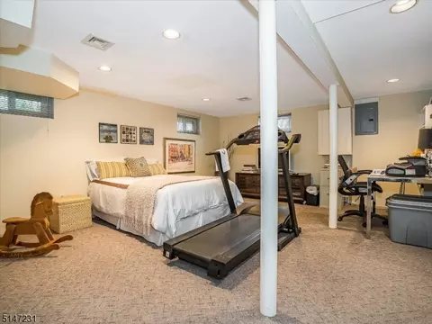 36 Normandy Dr, Wayne, NJ 07470 photo 22