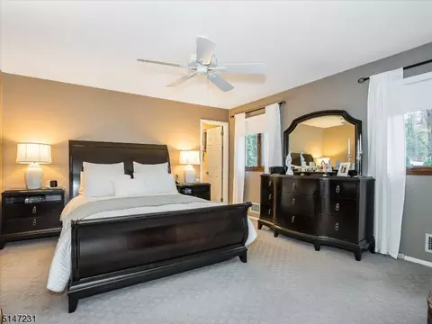 36 Normandy Dr, Wayne, NJ 07470 photo 16