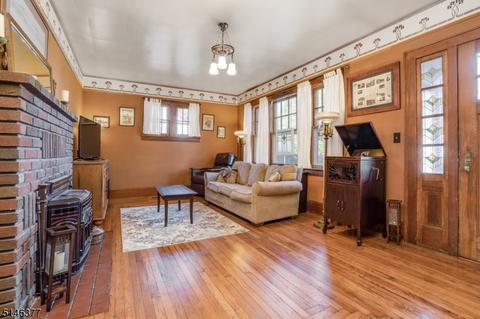 63 State St, Washington, NJ 07882 photo 4