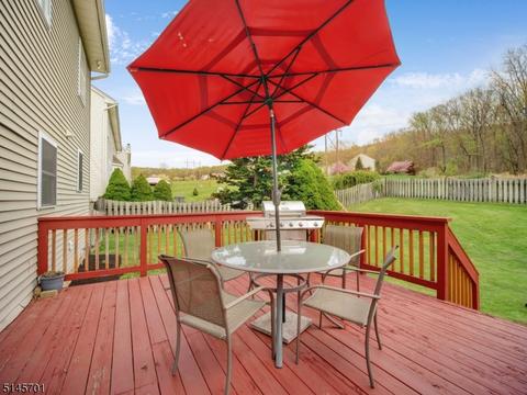 9 Heron Dr, Hackettstown, NJ 07840 photo 3