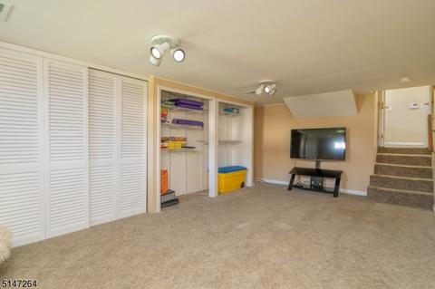 20 Terrace Rd, Wayne, NJ 07470 photo 13