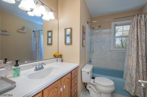 20 Terrace Rd, Wayne, NJ 07470 photo 16