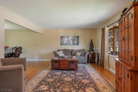 20 Terrace Rd, Wayne, NJ 07470 photo 4