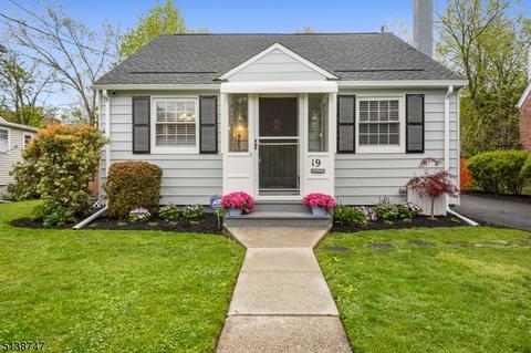 19 Profitt Ave, Springfield, NJ 07081 photo 1
