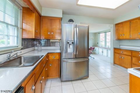 415 Upper Mtn, Montclair, NJ 07043 photo 8