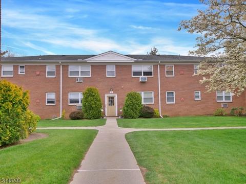43 Hinchman Ave #2D, Wayne, NJ 07470 photo 1