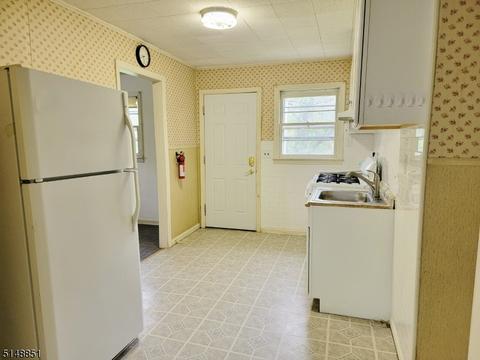 116 Monmouth Ave, Wayne, NJ 07470 photo 2