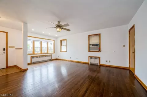 19 Maple Ave, Edison, NJ 08837 photo 5