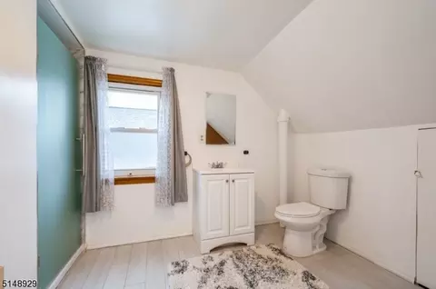 19 Maple Ave, Edison, NJ 08837 photo 22