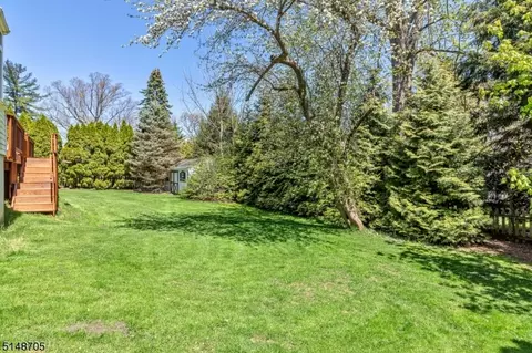 81 Hillside Ave, Berkeley Heights, NJ 07922 photo 43
