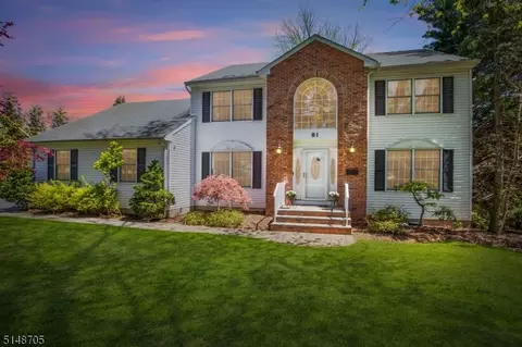81 Hillside Ave, Berkeley Heights, NJ 07922 photo 1