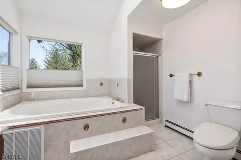 81 Hillside Ave, Berkeley Heights, NJ 07922 photo 24