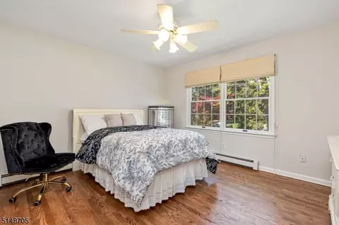 81 Hillside Ave, Berkeley Heights, NJ 07922 photo 25