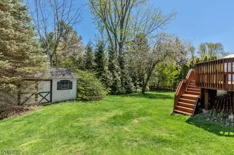 81 Hillside Ave, Berkeley Heights, NJ 07922 photo 42