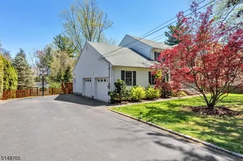 81 Hillside Ave, Berkeley Heights, NJ 07922 photo 38