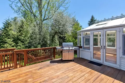 81 Hillside Ave, Berkeley Heights, NJ 07922 photo 37