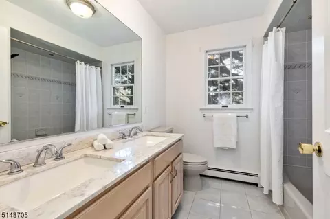 81 Hillside Ave, Berkeley Heights, NJ 07922 photo 27