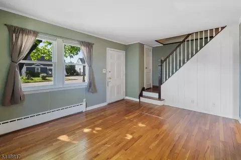44 Bergen Ave, Wanaque Boro, NJ 07420 photo 4