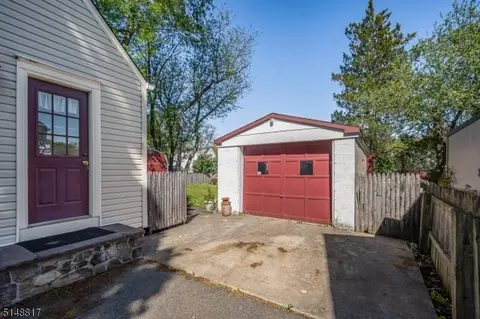 44 Bergen Ave, Wanaque Boro, NJ 07420 photo 20