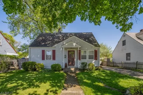 44 Bergen Ave, Wanaque Boro, NJ 07420 photo 2