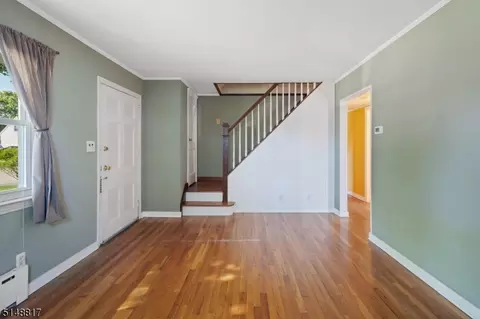 44 Bergen Ave, Wanaque Boro, NJ 07420 photo 5