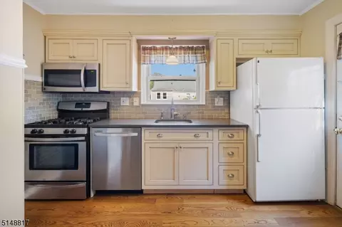 44 Bergen Ave, Wanaque Boro, NJ 07420 photo 8