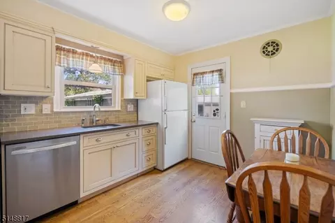 44 Bergen Ave, Wanaque Boro, NJ 07420 photo 7