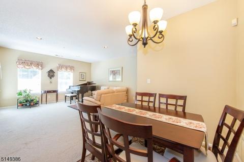 606 Brittany Dr, Wayne, NJ 07470 photo 6