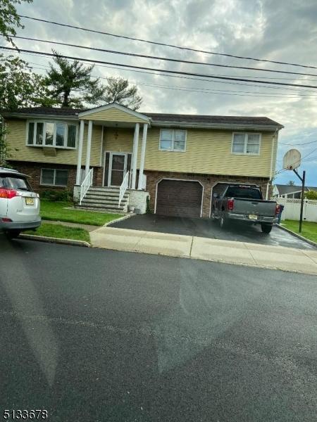 425 Winchester Pl, Hackensack, NJ 07601 photo 1