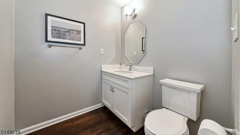 54 Shearwater Ln, Wayne, NJ 07470 photo 16