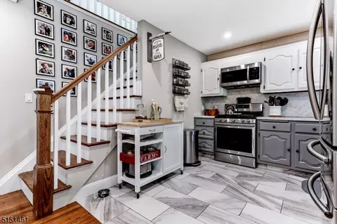94 Lyons Pl, Springfield, NJ 07081 photo 10