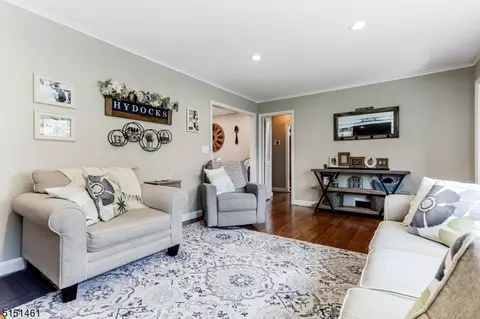 94 Lyons Pl, Springfield, NJ 07081 photo 5