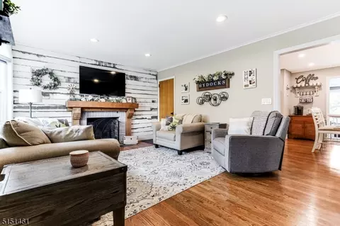 94 Lyons Pl, Springfield, NJ 07081 photo 3