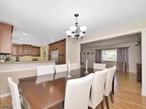 70 Bolton Rd, Wayne, NJ 07470 photo 6