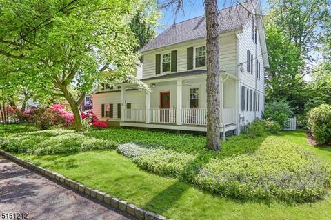 32 Debbie Pl, Berkeley Heights, NJ 07922 photo 1