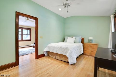 32 Debbie Pl, Berkeley Heights, NJ 07922 photo 18