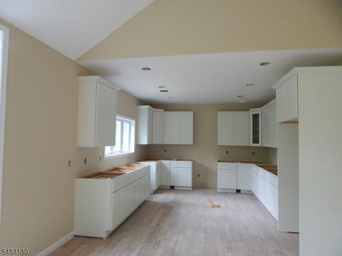 4 Mount Rascal Rd, Hackettstown, NJ 07840 photo 5