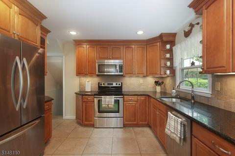 62 Willow Ave, North Plainfield, NJ 07060 photo 11