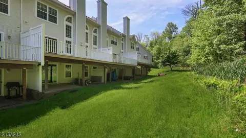 128 Constitution Way, Basking Ridge, NJ 07920 photo 40
